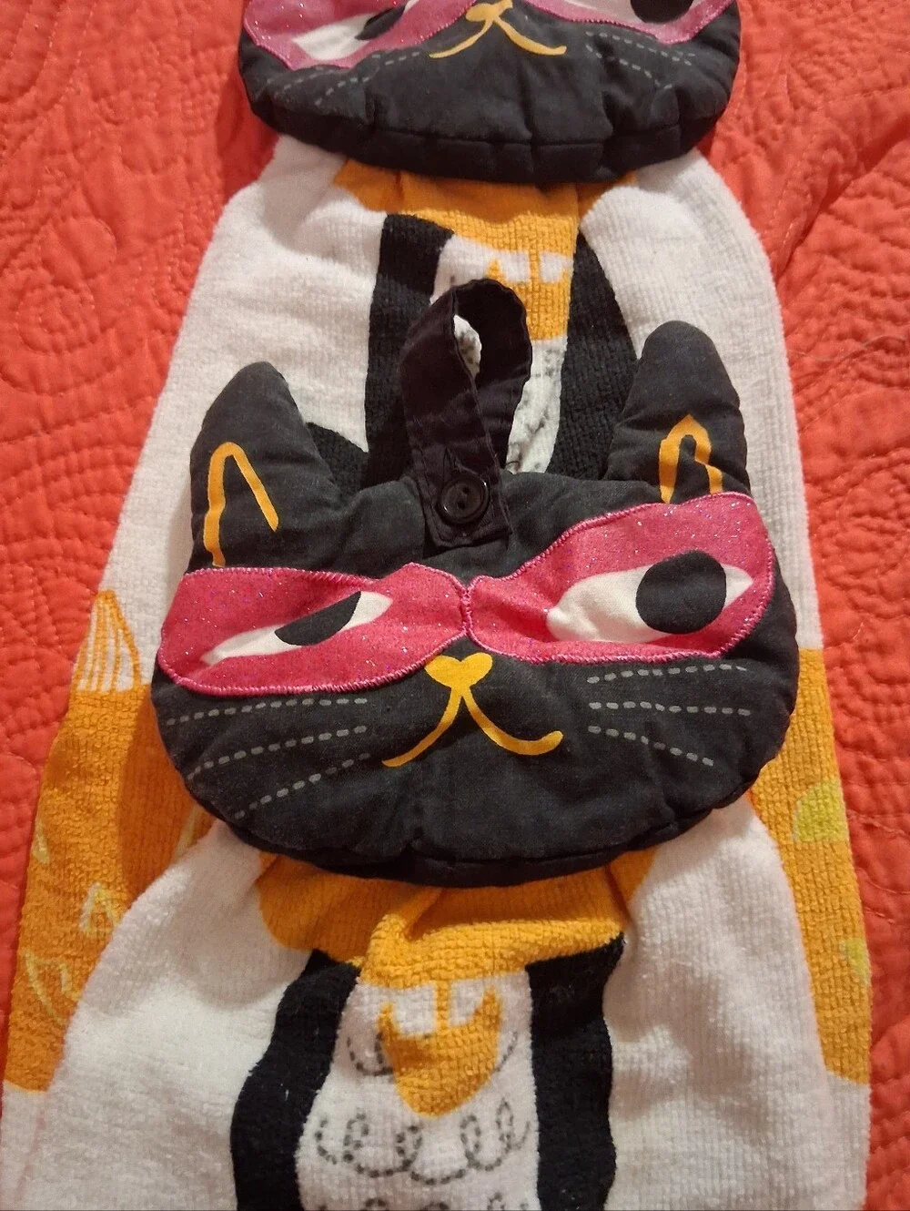 Puffy Cat Hanging Kitchen Towel